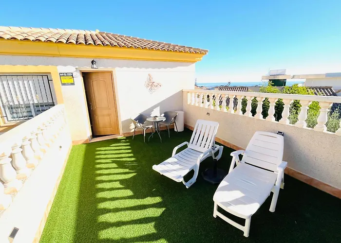 Pretty Bungalow With Private Terrace